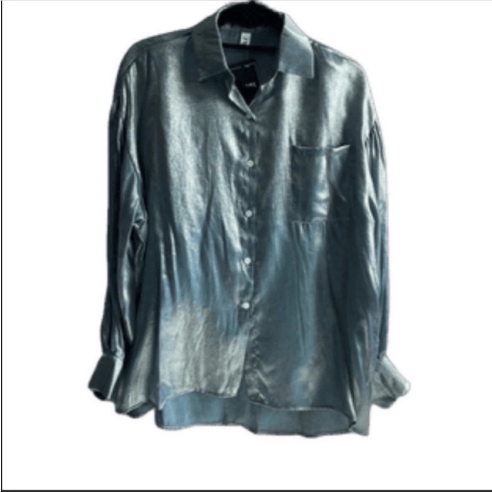 NWT oversized bright Iridescent blue button down long sleeve shirt. Size Small